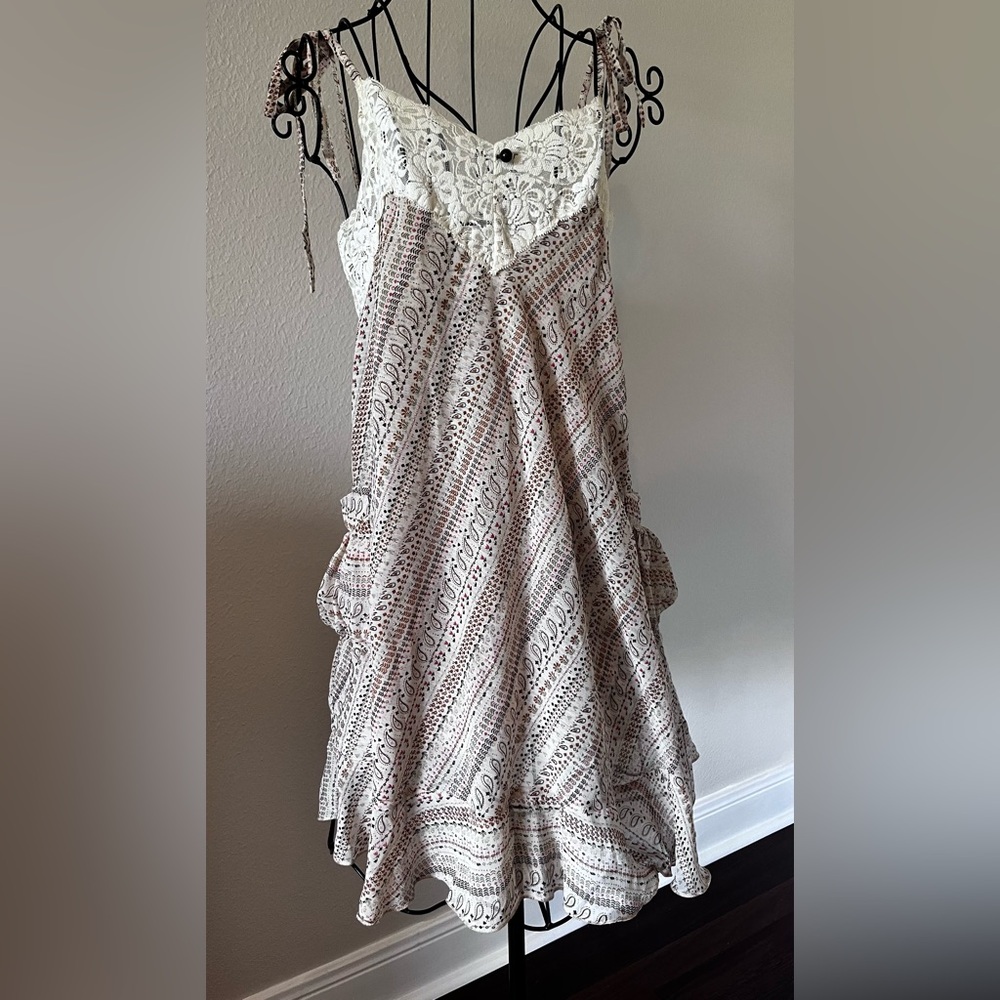 🌹 Pattern Dress / tunic with lace detail and tie straps neutral colors size S